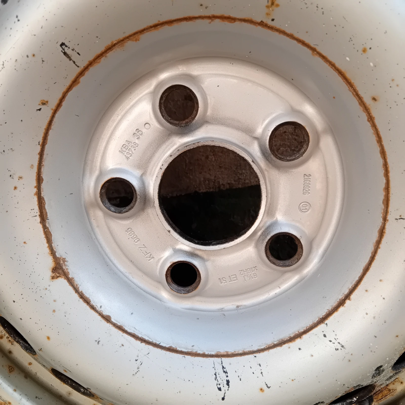 ���� � ������ 205/65R16 | Mobile.bg � ����������� 2