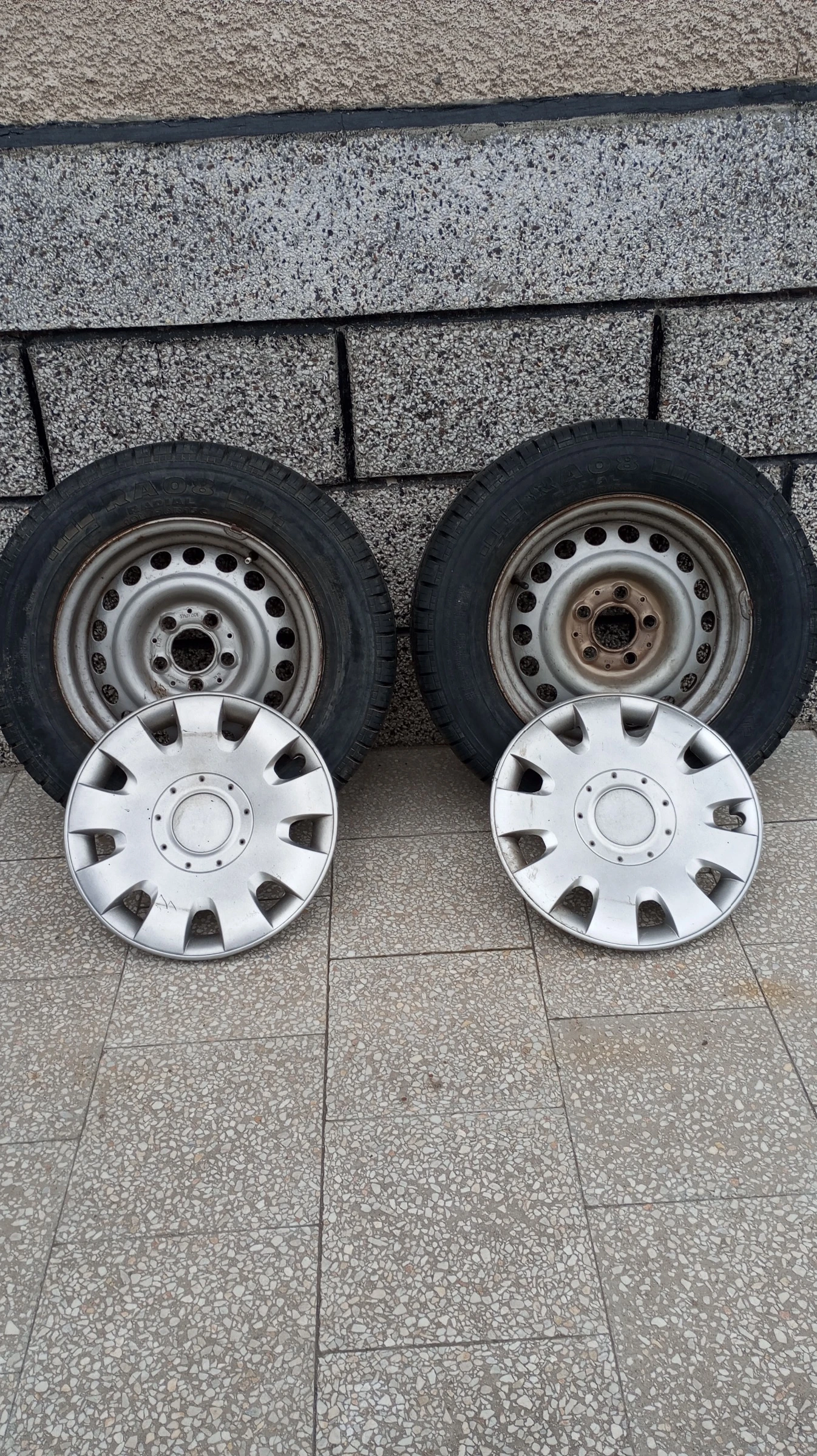 ���� � ������ 195/70R15 �� �������� | Mobile.bg � ����������� 1