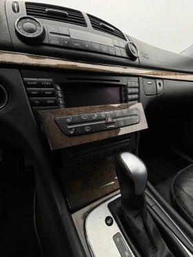 Mercedes-Benz E 500 V8 4x4 AirMatic, снимка 10