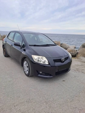 Toyota Auris, снимка 1