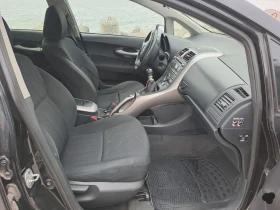 Toyota Auris, снимка 7