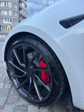 Tesla Model 3 PERFORMANCE/2025/627к.с. - 104900 лв. / 53634.52 € - 46817406 5