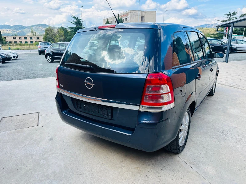 Opel Zafira 1.6i//7-места, снимка 5 - Автомобили и джипове - 39944370