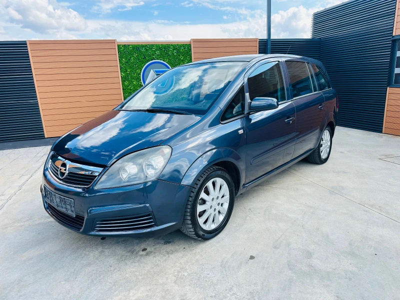 Opel Zafira 1.6i//7-места, снимка 8 - Автомобили и джипове - 39944370