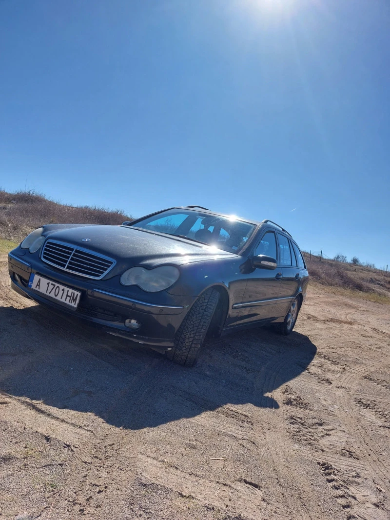 Mercedes-Benz C 240, снимка 2 - Автомобили и джипове - 46627690