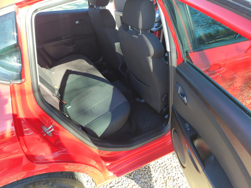 Seat Leon 1.9tdi-105ks.bxe, снимка 13 - Автомобили и джипове - 45193333