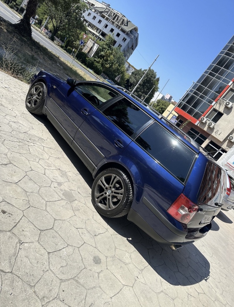 VW Passat 1.9TDI, снимка 1 - Автомобили и джипове - 46071058