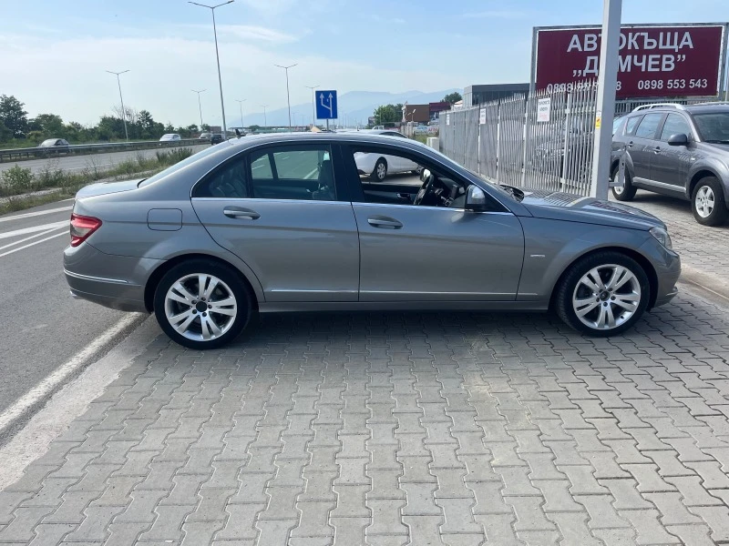 Mercedes-Benz C 320 4 Matic, снимка 4 - Автомобили и джипове - 46144124