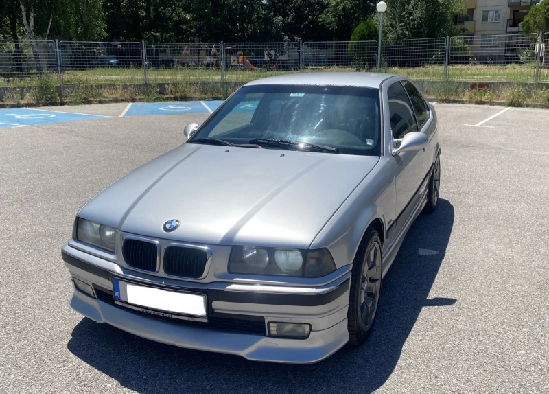 BMW 316 Facelift, снимка 5 - Автомобили и джипове - 47684043