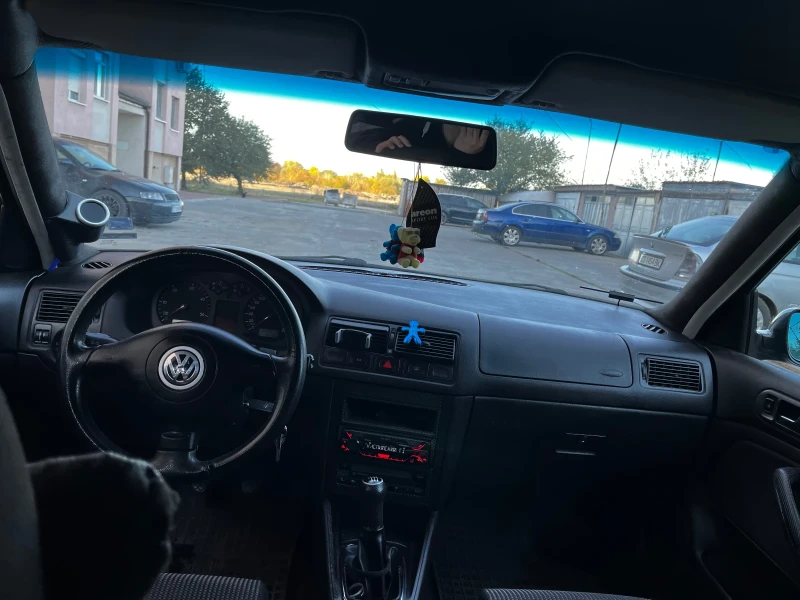 VW Golf, снимка 6 - Автомобили и джипове - 48146004