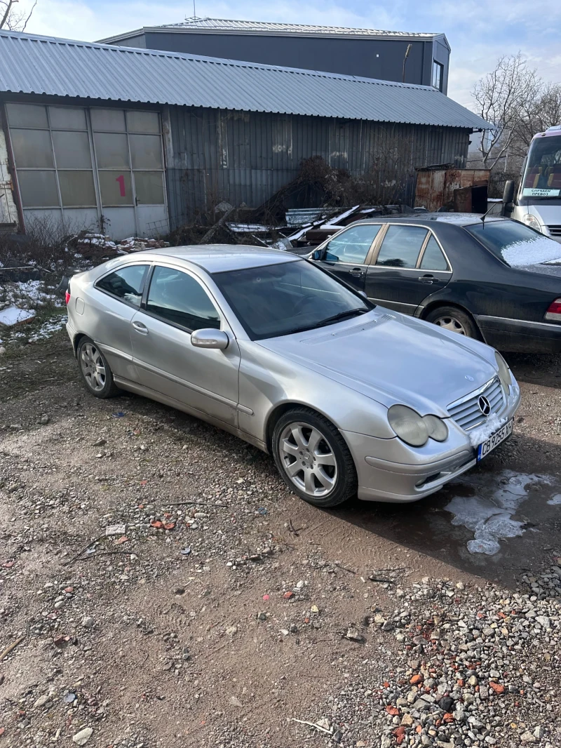 Mercedes-Benz C 180 Газ Бензин, снимка 1 - Автомобили и джипове - 48442995