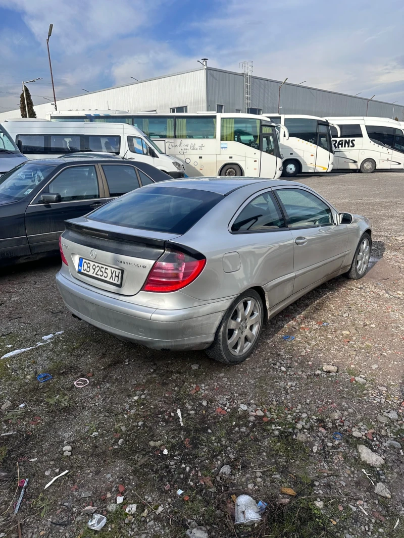 Mercedes-Benz C 180 Газ Бензин, снимка 4 - Автомобили и джипове - 48442995