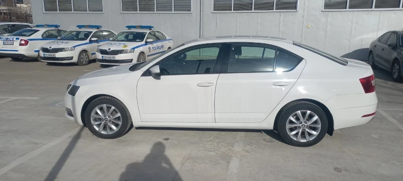 Skoda Octavia 1, 6 TDI , снимка 2 - Автомобили и джипове - 48618510