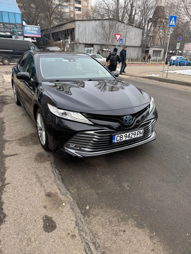 Toyota Camry Hybrid Elegance, снимка 3 - Автомобили и джипове - 48717985