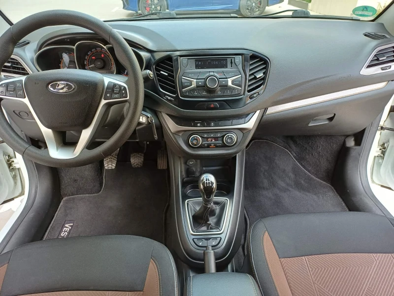 Lada Vesta SW 1.6, снимка 9 - Автомобили и джипове - 48907350