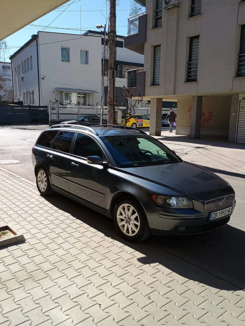 Volvo V50 T5, снимка 1 - Автомобили и джипове - 49559382