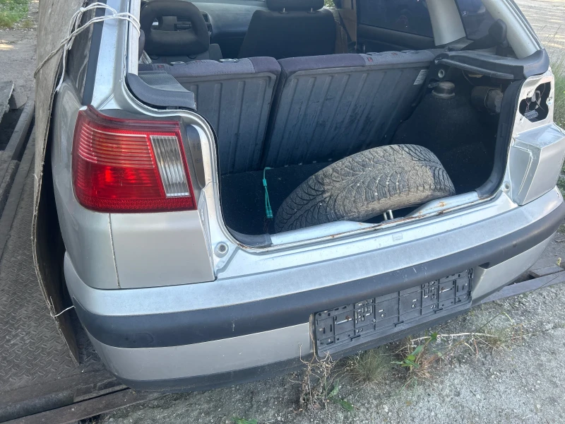 Seat Ibiza, снимка 5 - Автомобили и джипове - 52400119