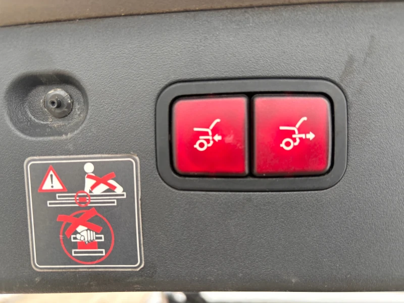 Mercedes-Benz E 500 V8 4x4 AirMatic, снимка 7 - Автомобили и джипове - 52589089