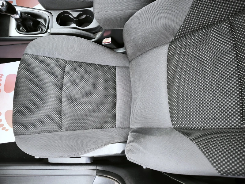 Hyundai I30 CW 1.6crdi FACELIFT EURO5!, снимка 11 - Автомобили и джипове - 51802286