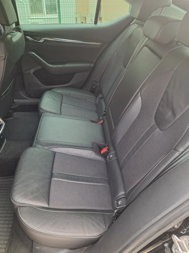 Skoda Octavia 2.0TDi 150к.с DSG Style Plus, снимка 12 - Автомобили и джипове - 52247756