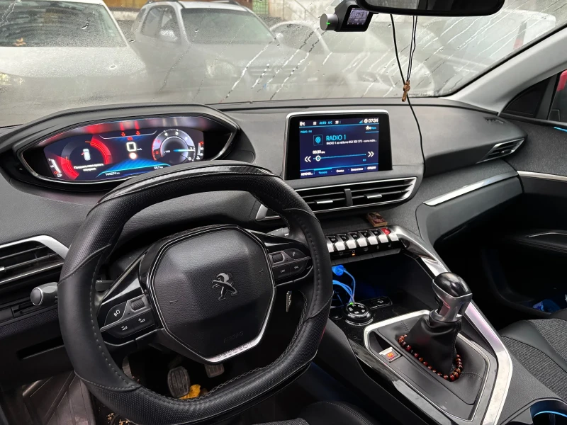 Peugeot 3008 1.6d 120hp, снимка 9 - Автомобили и джипове - 52429684