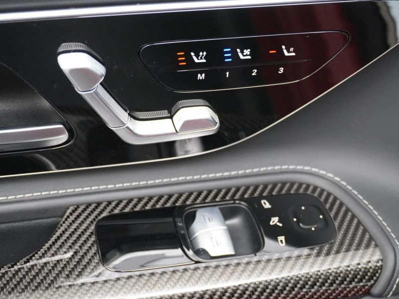 Mercedes-Benz AMG GT 63/COUPE/4-MATIC/CARBON/LIFT/PANO/BURM/HEAD UP/, снимка 8 - Автомобили и джипове - 52477891