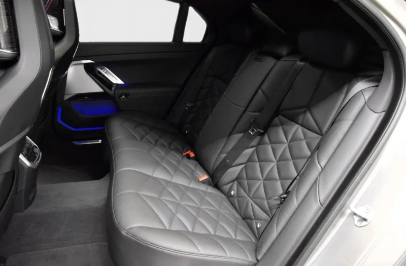 BMW 740, снимка 9 - Автомобили и джипове - 52552583