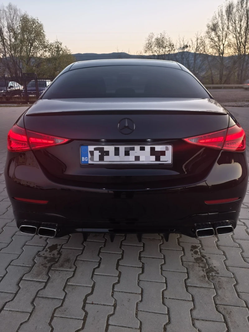 Mercedes-Benz C 300 AMG 63, снимка 3 - Автомобили и джипове - 52631938