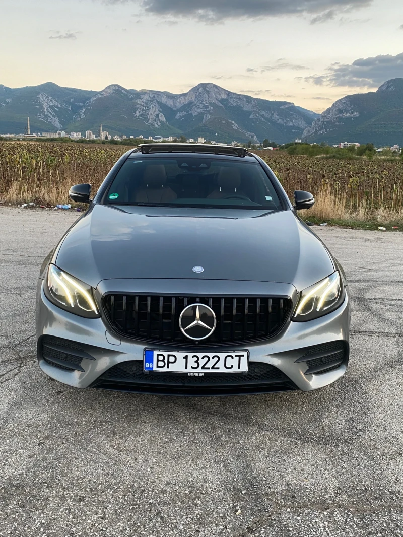 Mercedes-Benz E 350 В БГ до 17 януари, реални км, без пр удари 