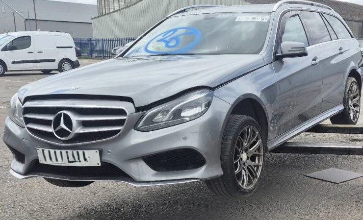 Mercedes-Benz E 250 2.2.3.0ЧАСТИ, снимка 2 - Автомобили и джипове - 54446735