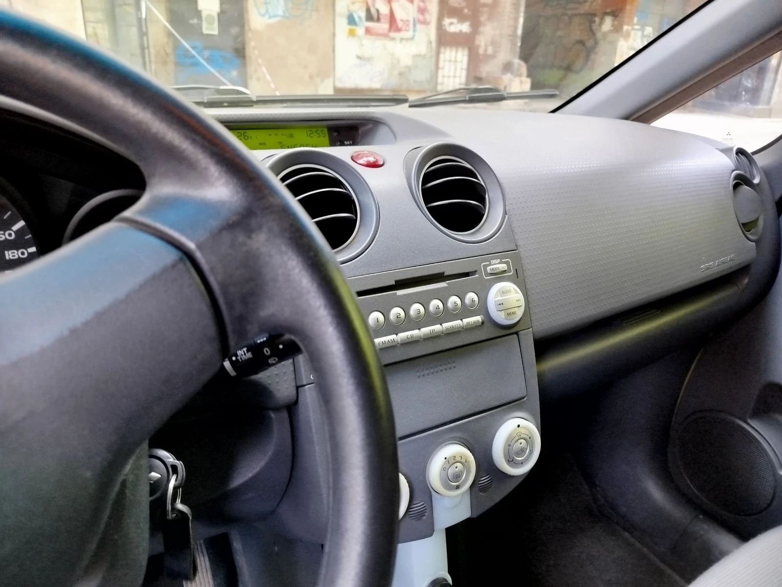 Mitsubishi Colt Миниван  - изображение 5
