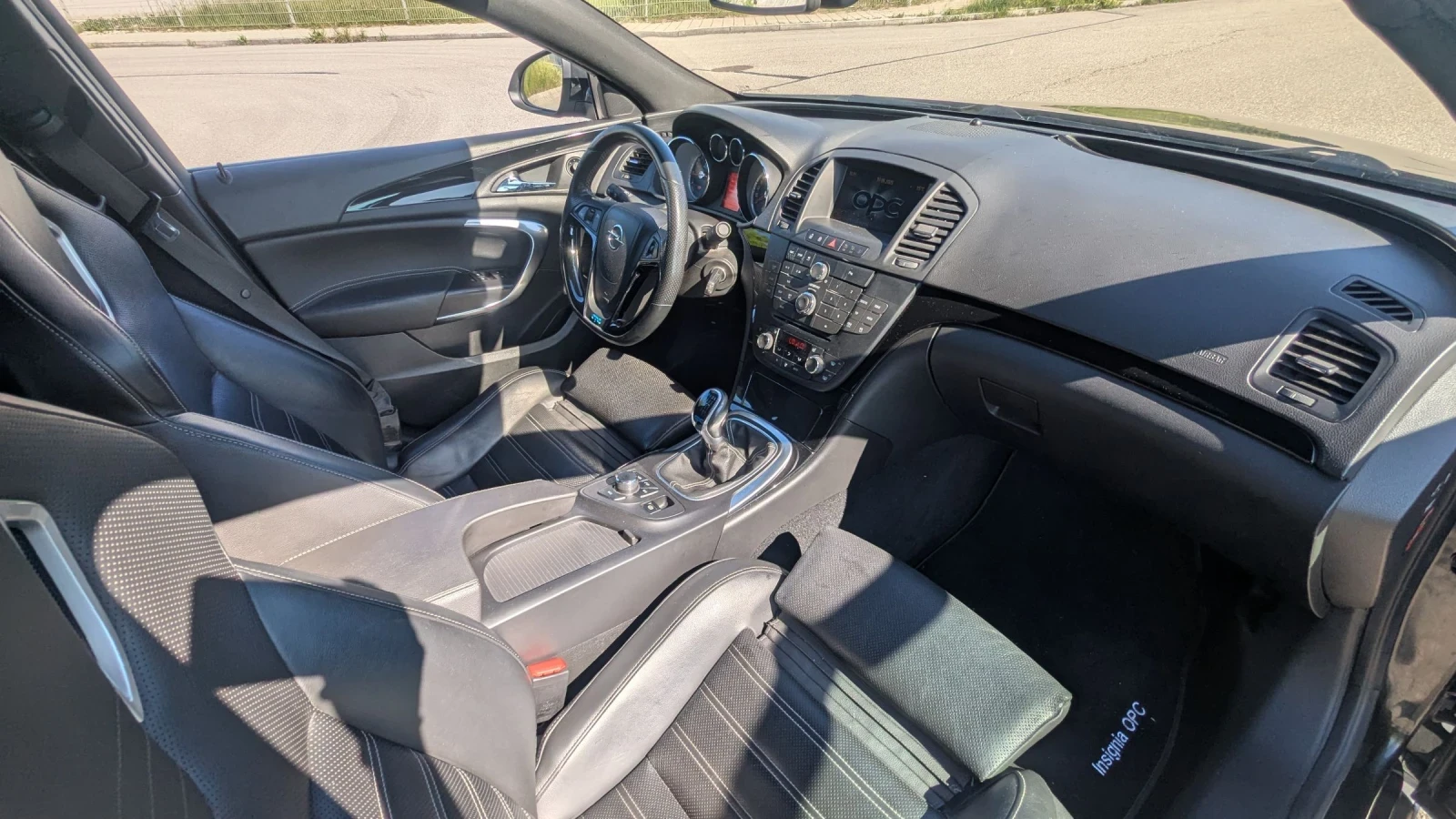 Opel Insignia OPC 2.8 V6 Turbo - изображение 6