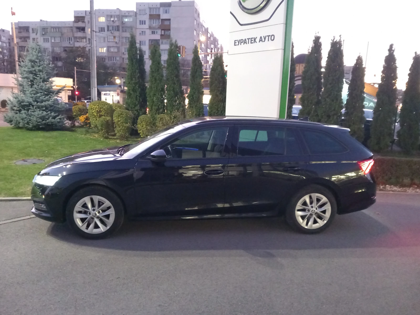 Skoda Octavia 1.5 TSI 6MT - изображение 5
