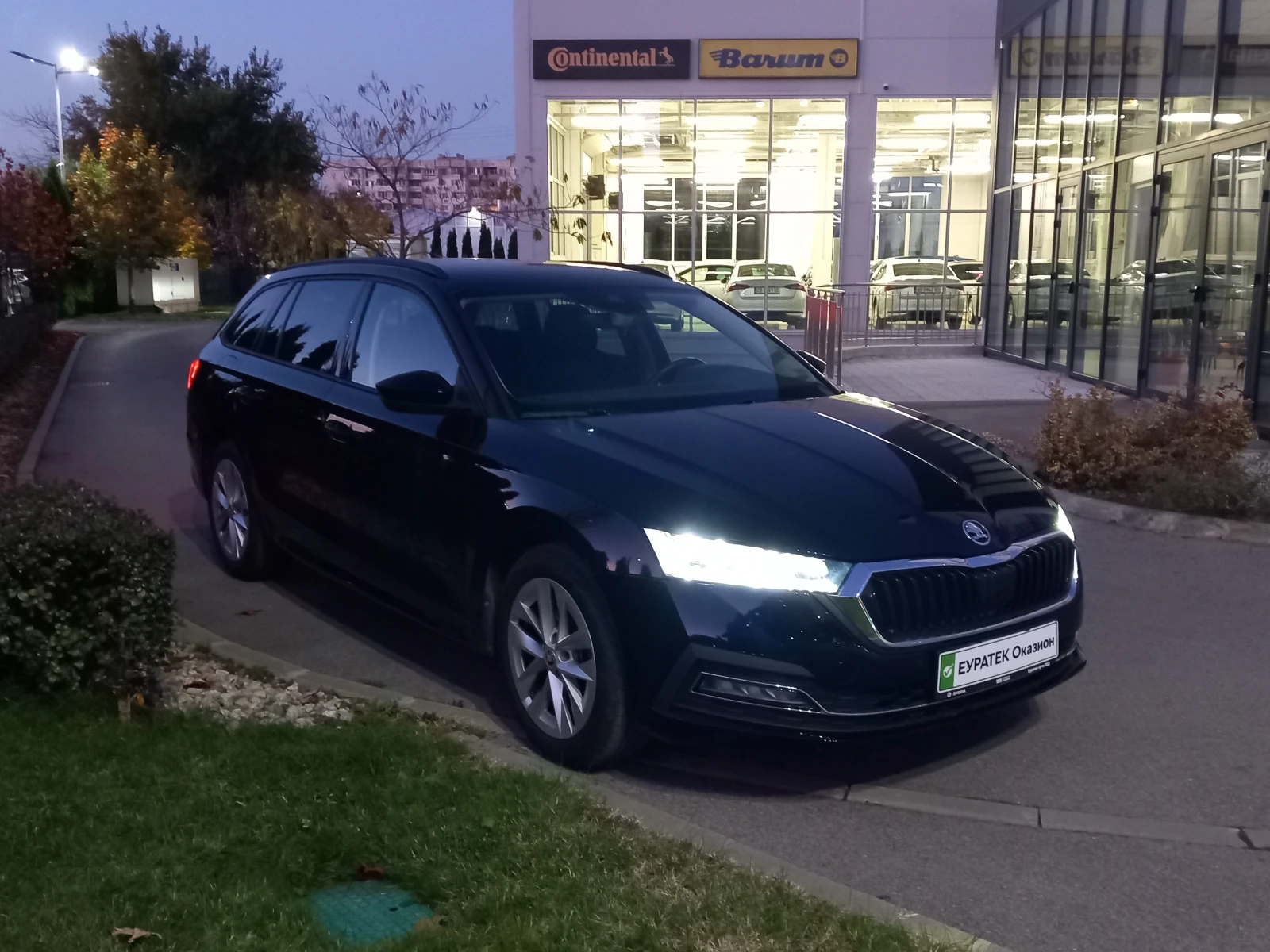 Skoda Octavia 1.5 TSI 6MT - изображение 2