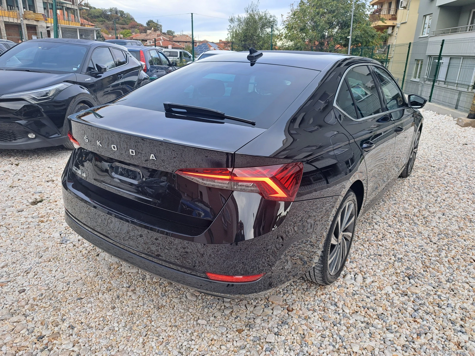 Skoda Octavia 2.0TDi 150к.с DSG Style Plus - изображение 5