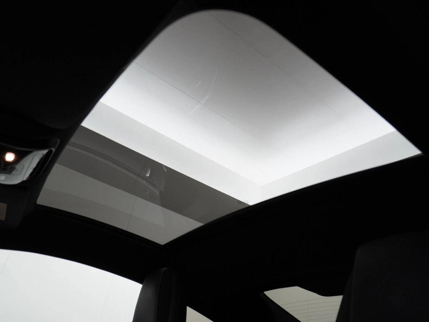 Mercedes-Benz AMG GT 63/COUPE/4-MATIC/CARBON/LIFT/PANO/BURM/HEAD UP/ - изображение 10