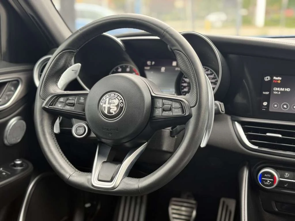 Alfa Romeo Giulia * CARFAX * ЦЕНА ДО БГ - изображение 9