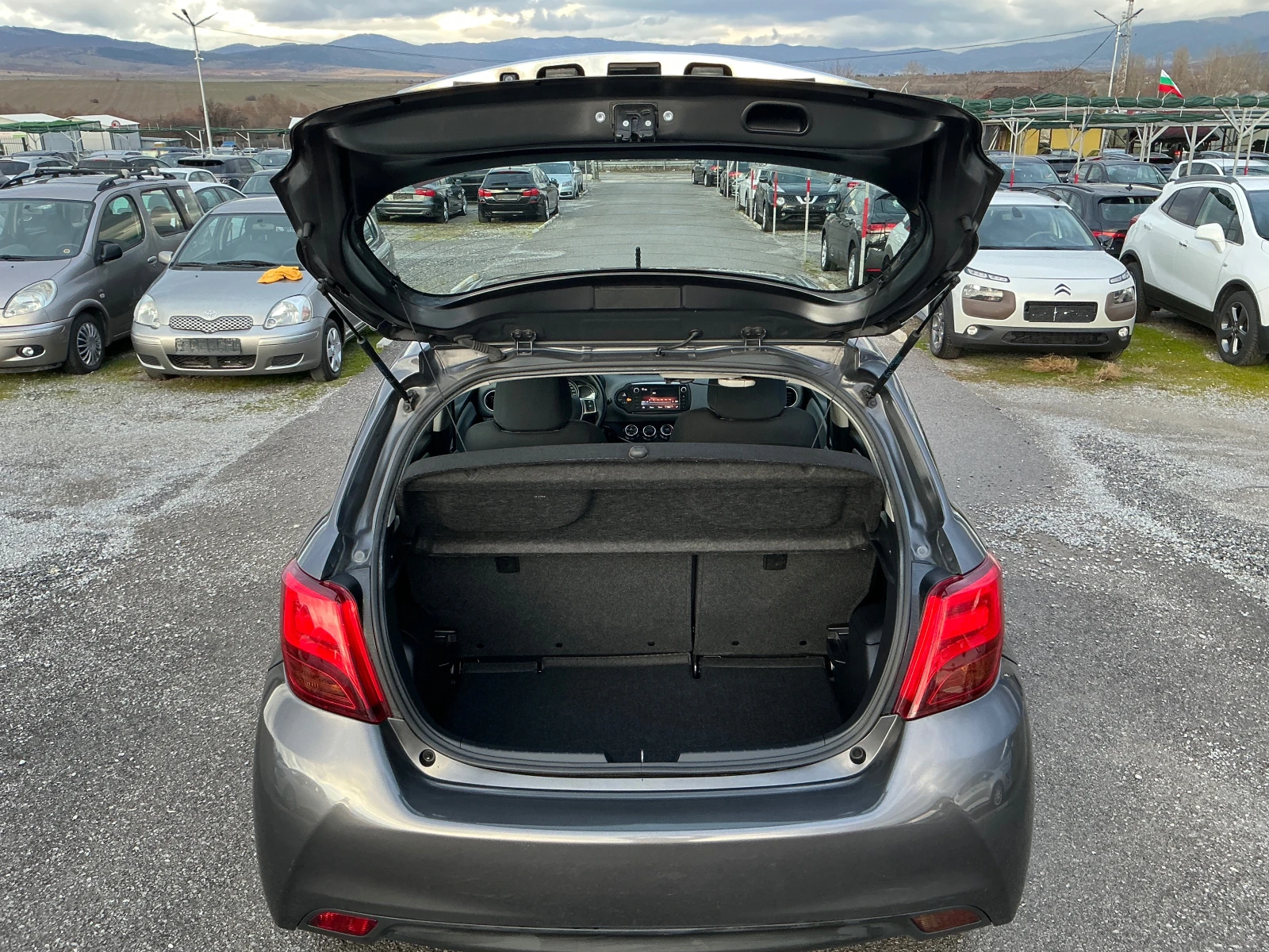 Toyota Yaris 1.4 D4D - изображение 9