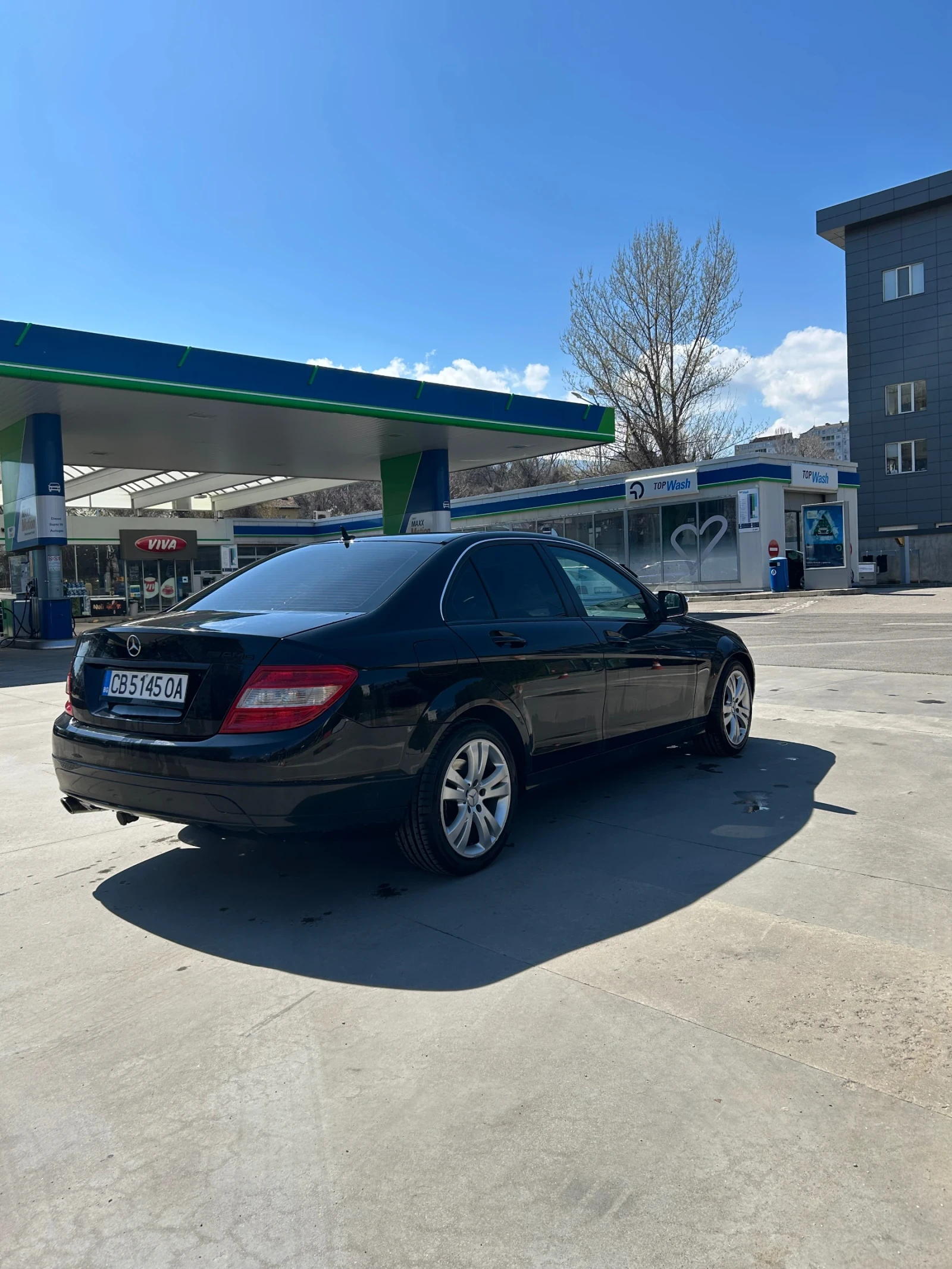 Mercedes-Benz C 220, снимка 3 - Автомобили и джипове - 54102576