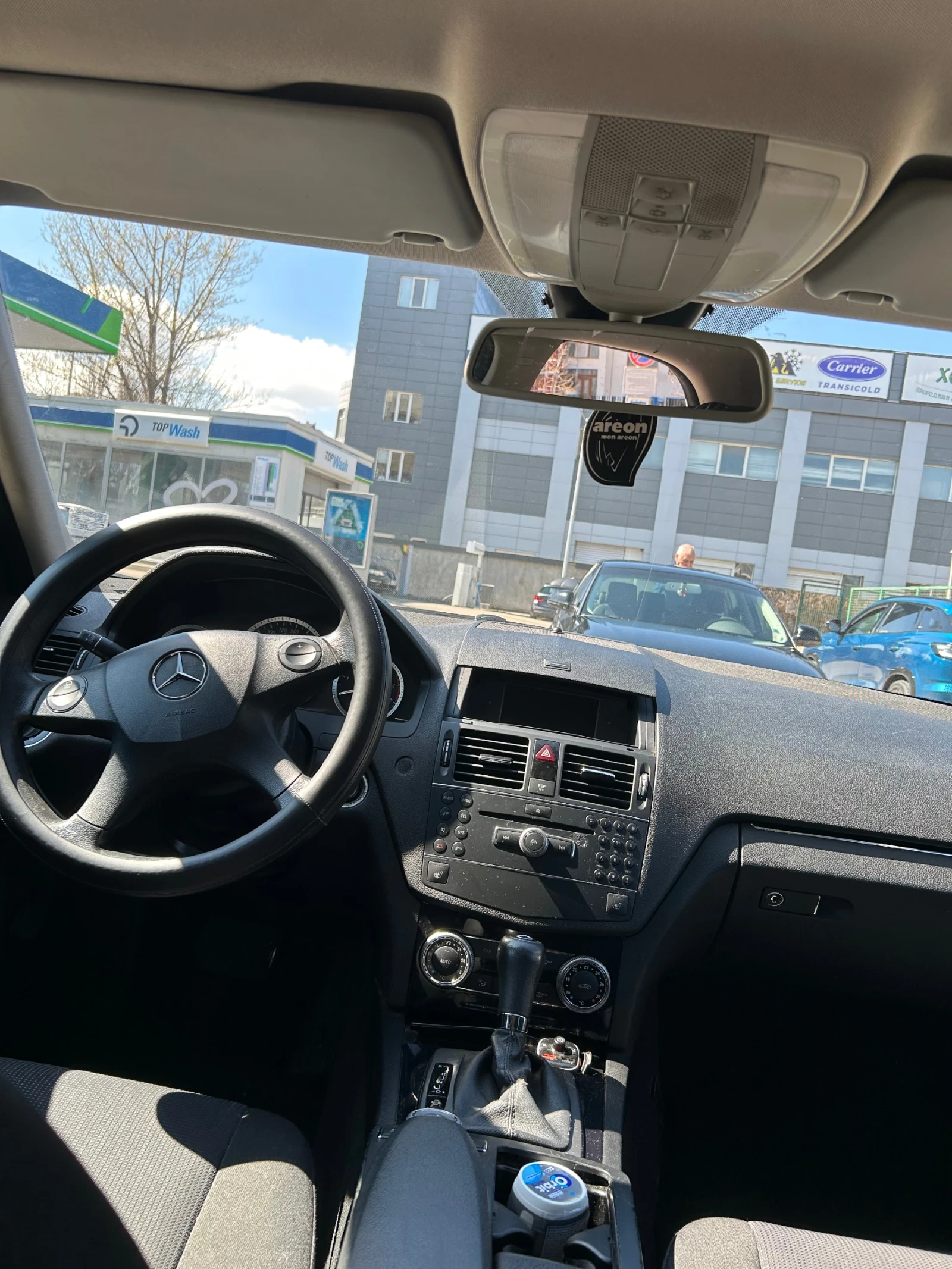 Mercedes-Benz C 220, снимка 9 - Автомобили и джипове - 54102576