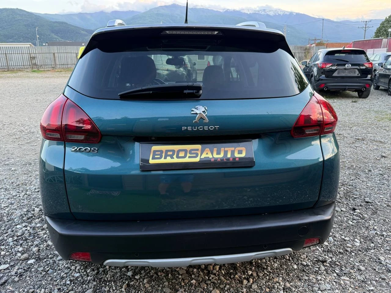Peugeot 2008 1.6hdi/ ALLURE/PANORAMA , снимка 8 - Автомобили и джипове - 54372101