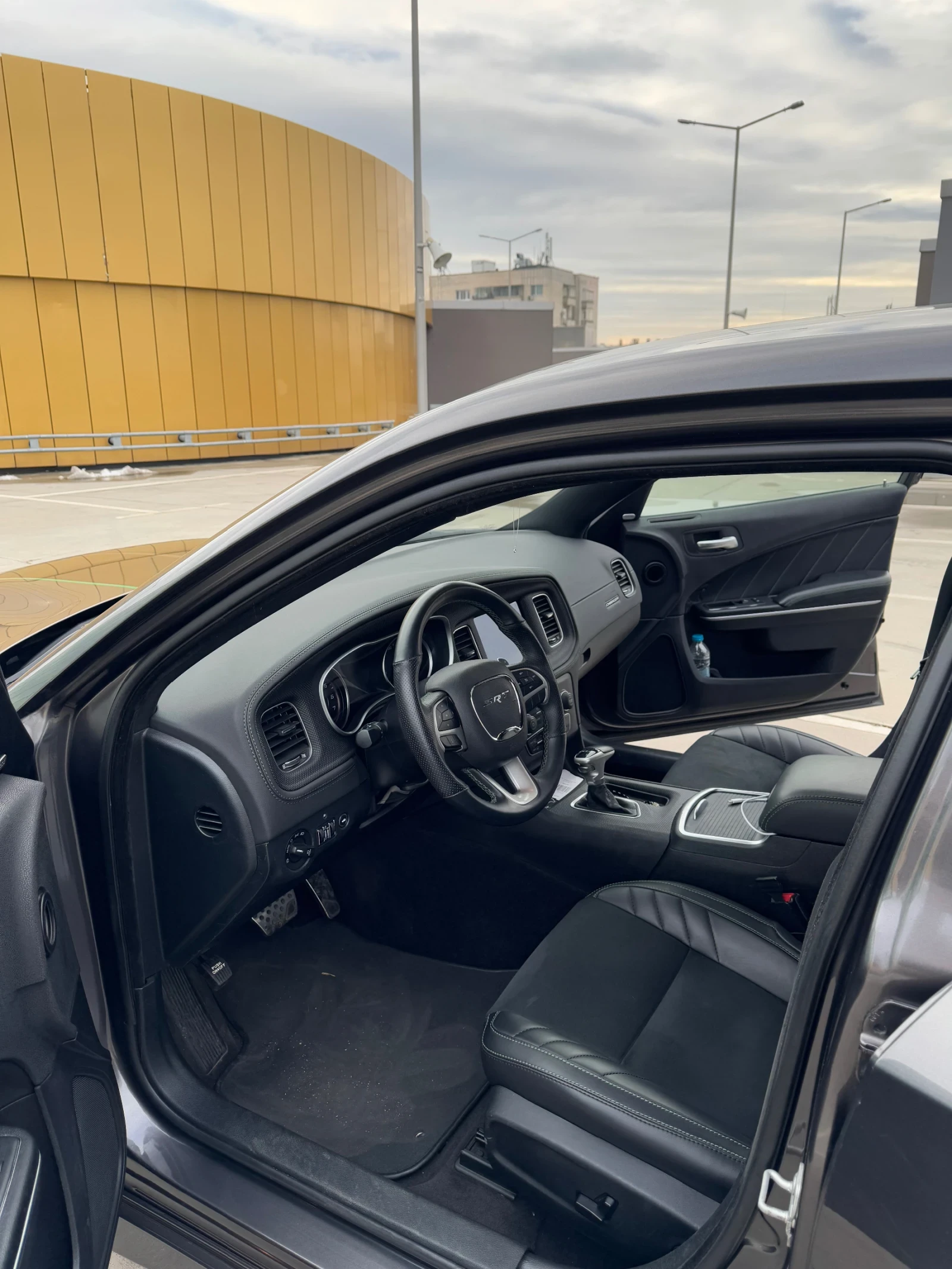 Dodge Charger, снимка 6 - Автомобили и джипове - 54392677