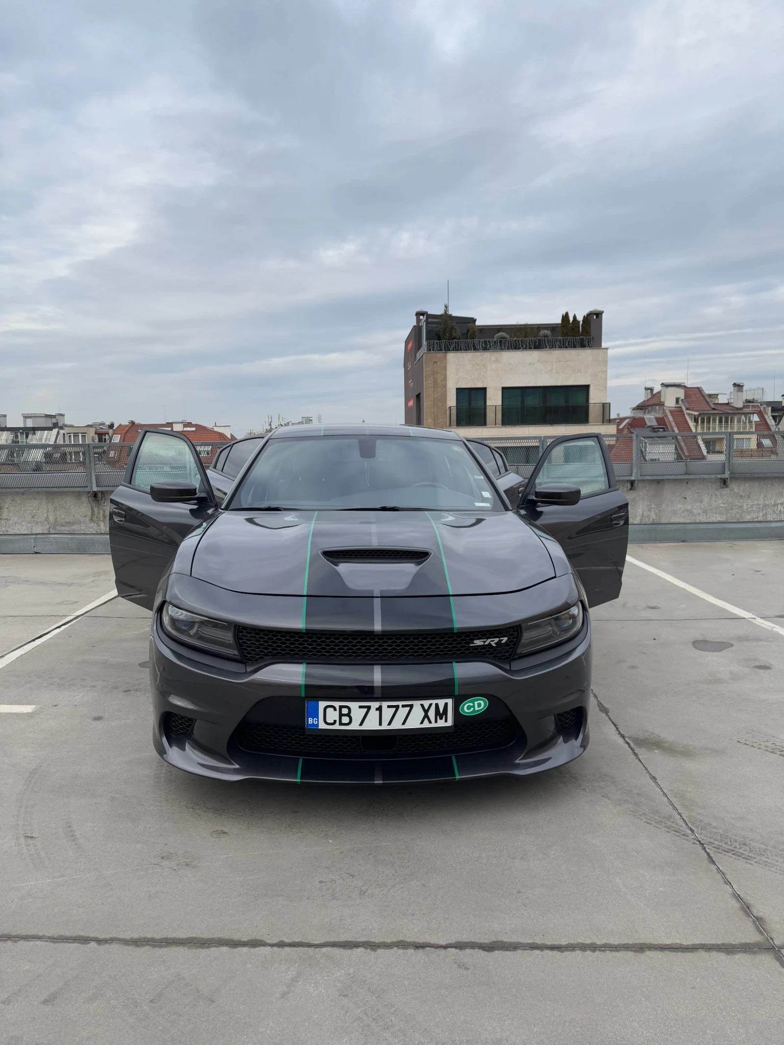 Dodge Charger, снимка 1 - Автомобили и джипове - 54392677