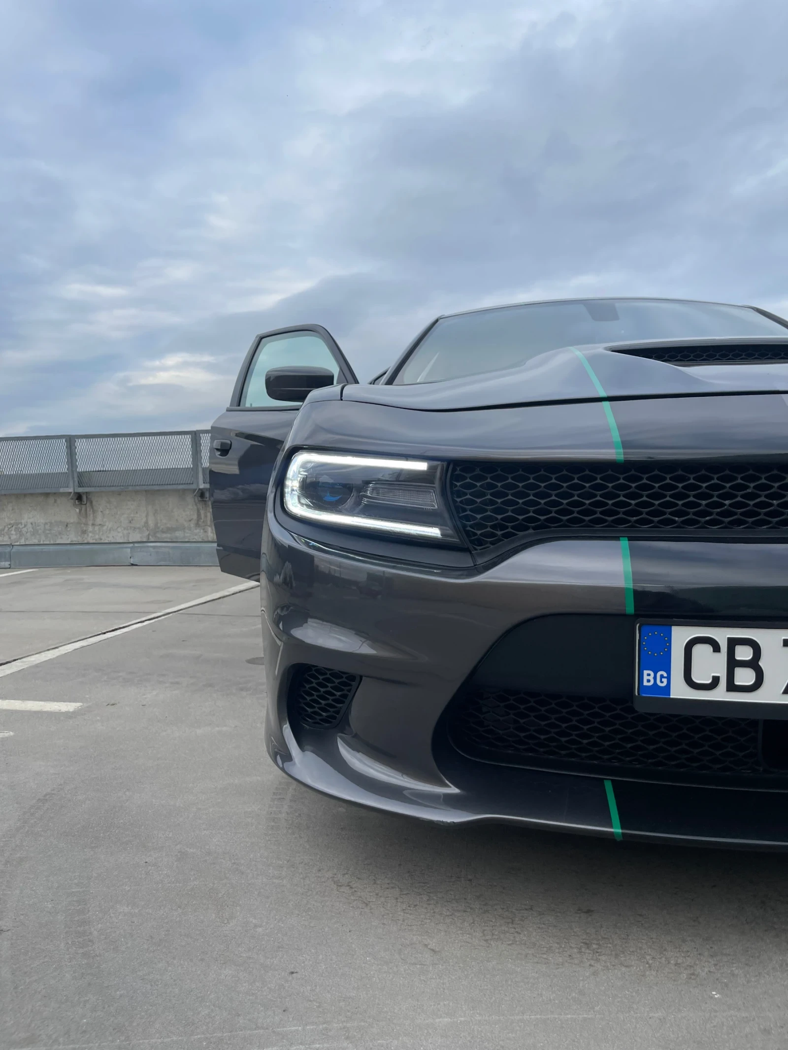 Dodge Charger, снимка 2 - Автомобили и джипове - 54392677