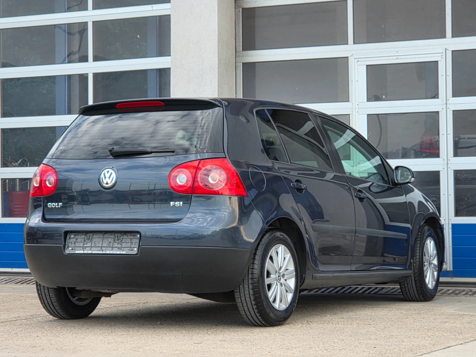 VW Golf 5 1.4 БЕНЗИН, снимка 4 - Автомобили и джипове - 54810685