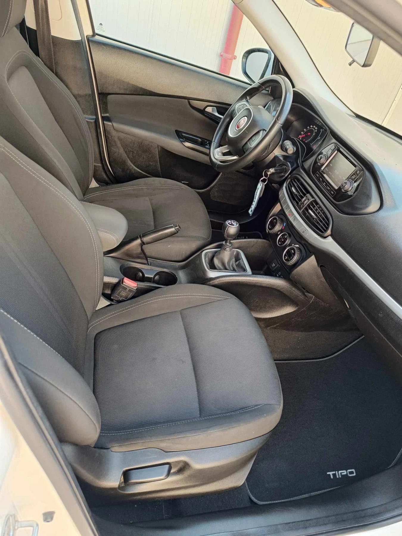 Fiat Tipo 1.4T, снимка 4 - Автомобили и джипове - 55200528