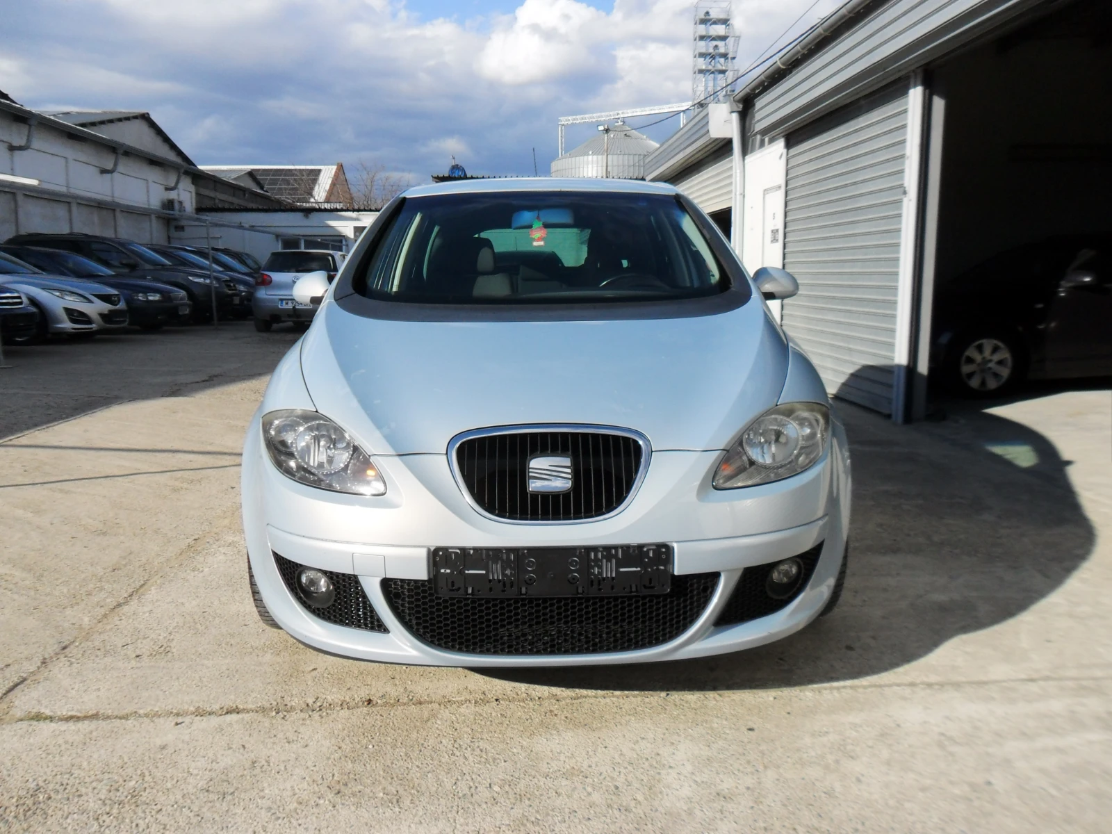 Seat Toledo 2, 0i-KLIMATRONIK, снимка 2 - Автомобили и джипове - 55211324