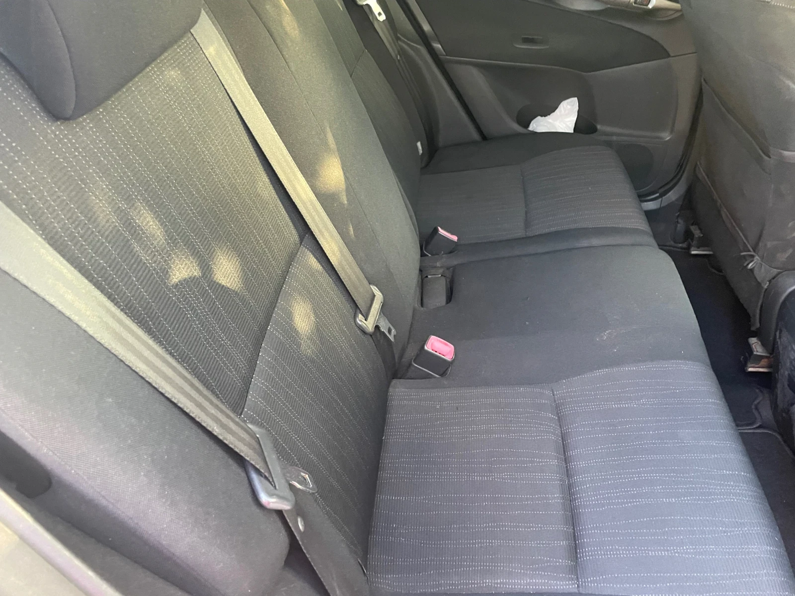 Toyota Auris, снимка 4 - Автомобили и джипове - 55303743