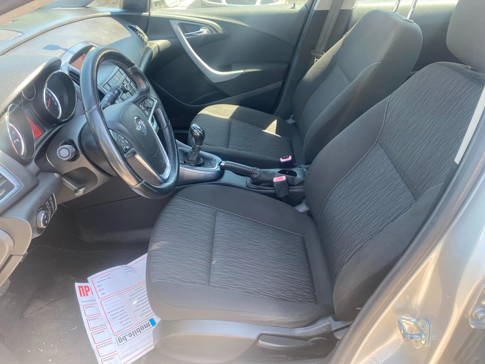 Opel Astra 1.4i Фабрична газ---БОНБОН---, снимка 10 - Автомобили и джипове - 55539085