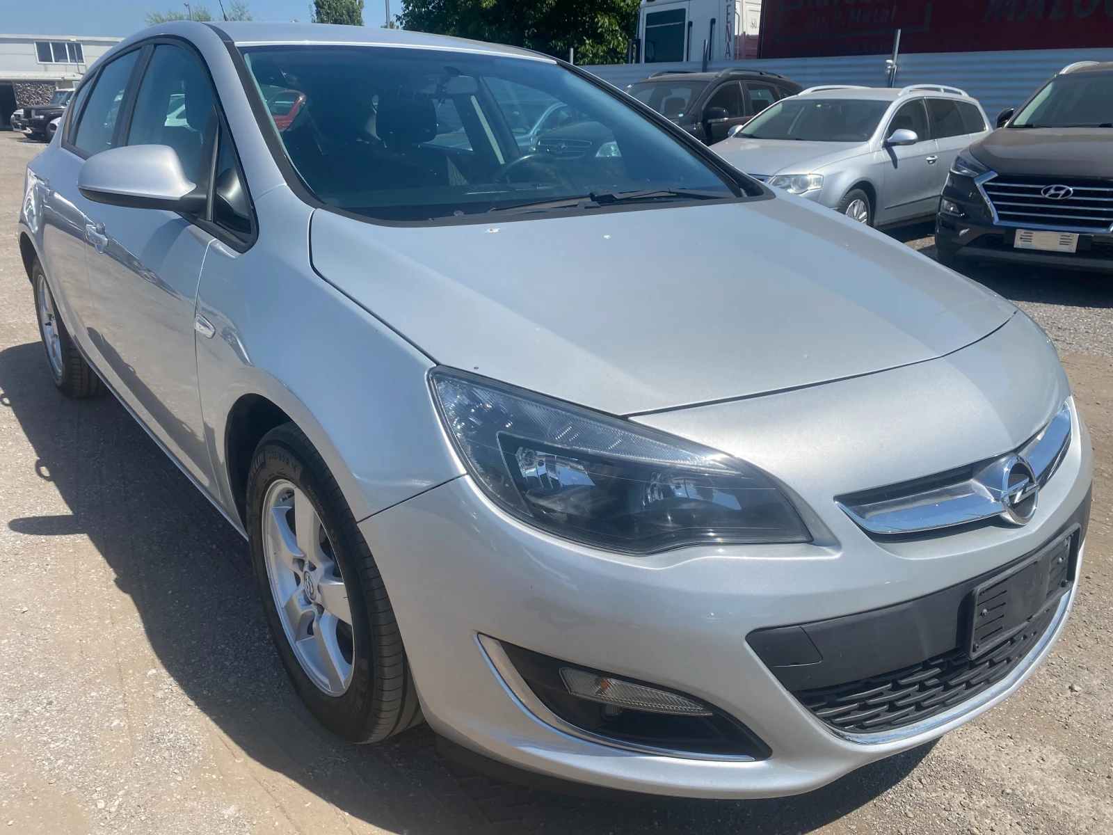 Opel Astra 1.4i Фабрична газ---БОНБОН---, снимка 6 - Автомобили и джипове - 55539085